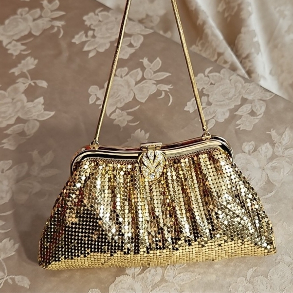 WHITENING & DAVIS CO. BAGS